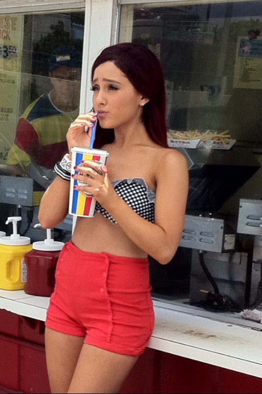 Ariana Grande Hot Body