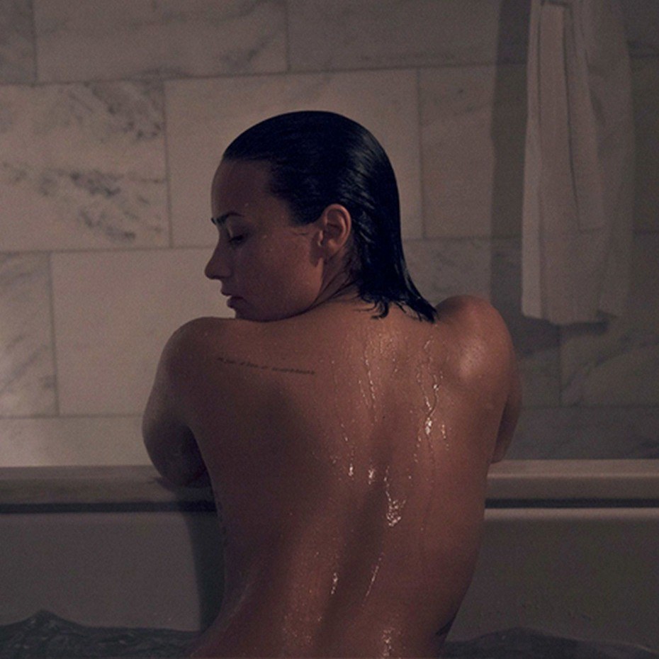 Demi Lovato Naked Photo Shoot