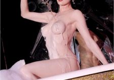 Dita Von Teese Nude Braless Pics