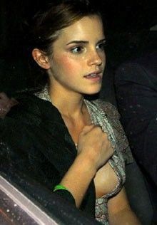 Emma Watson Show Boobs