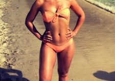 Alicia Keys Beach Body
