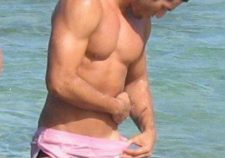 Amateur Hunks On The Beach