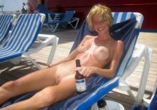 Amateur Nude Wives Beach