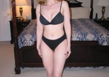 Amature Milf In Black Bra And Panties