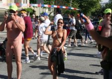Bay Breakers Nude