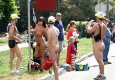 Bay To Breakers 2008 Nude
