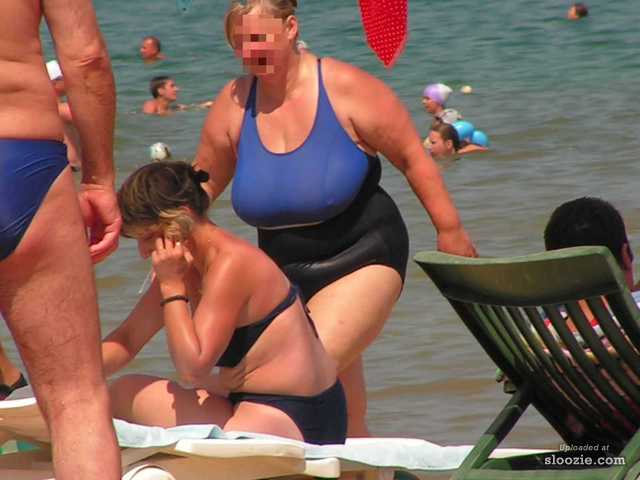 Bbw Wife At Nude Beach picture