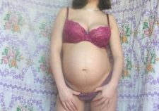 Beautiful Naked Pregnant Milf