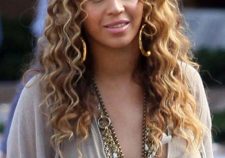 Beyonce Braless