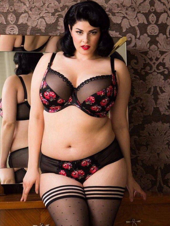 Big Beautiful Plus Size Women Lingerie