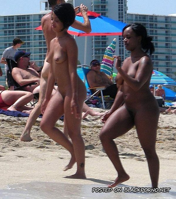 Ebony Nude Beach Babes - Black Girl Public Nude Beach - Porn Xxx Pics