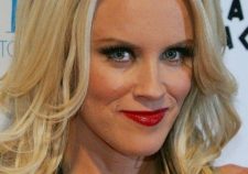 Celebrity Jenny Mccarthy