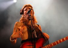 Courtney Love Boob Concert