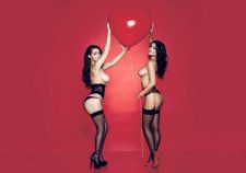 Girl Beth Sexy Lingerie Huge Boobs Eroticdia Reynolds