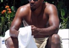 Jamie Foxx Shirtless