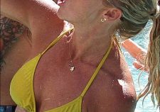 Jennie Garth Bikini