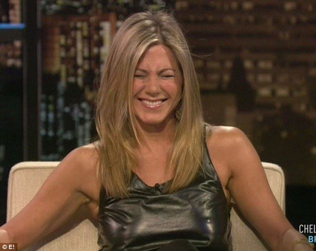 Jennifer Aniston Nipples Friends