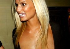 Jessica Simpson Nip