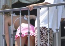 Kevin Federline And Britney Spears On Balcony