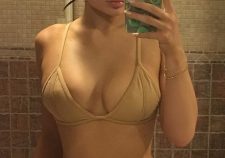 Kim Kardashian Nude Kylie Jenner Bikini Selfie
