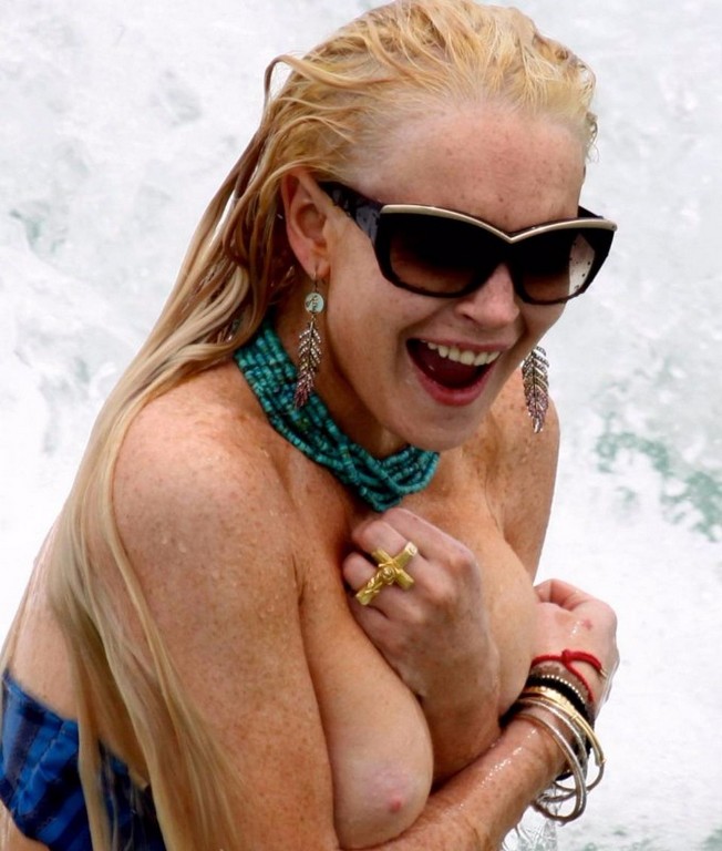 Lindsay Lohan Tits Naked