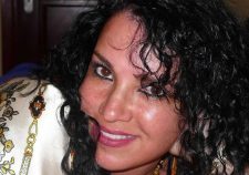 Luna Star Latina