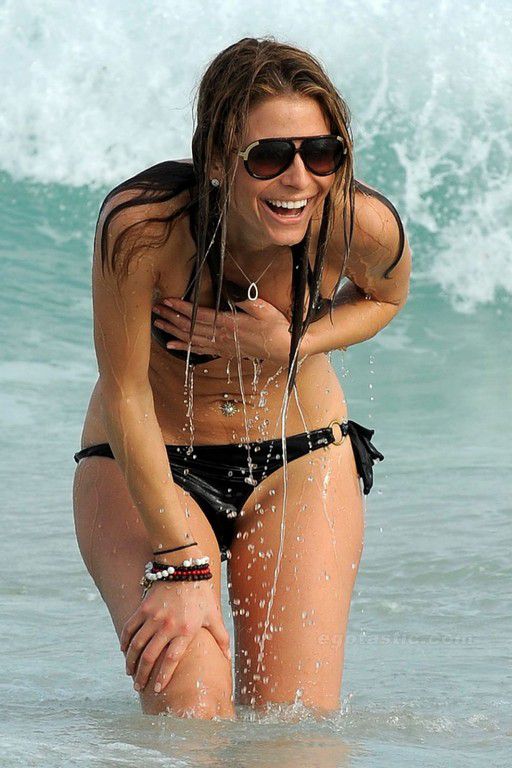 Maria Menounos Bikini Slip