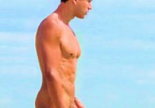 Mario Lopez Naked Beach