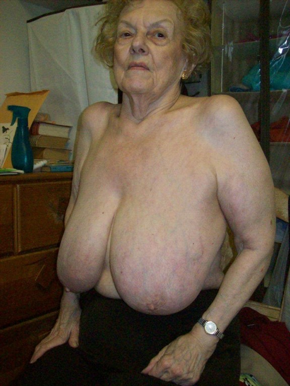 576px x 768px - Mature Old Granny Big Boobs - Porn Xxx Pics