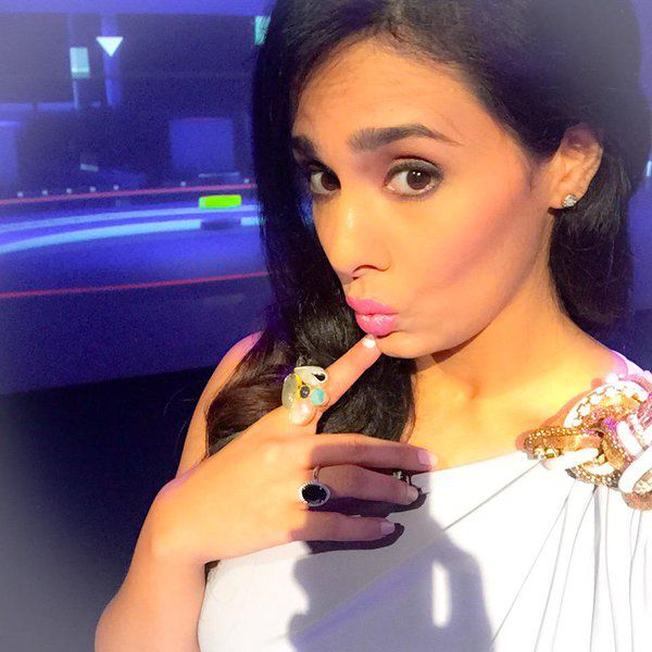 Mayanti Langer Nude HD Pics