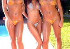 Micro Bikini Vegas Pool