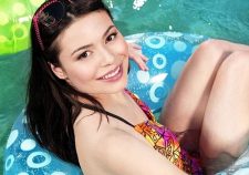 Miranda Cosgrove Bikini