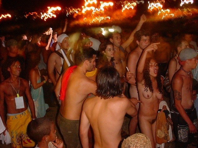 Naked Crowd Nude