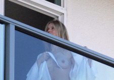Naomi Watts Nude On Balcony