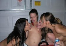 Nude College Girls