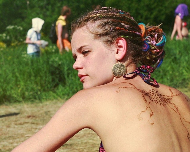 Nude Hippie Girl Festival