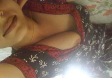 Pakistani Hot Aunty Boobs