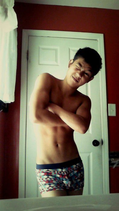 Pretty Asian Boys In Underwear