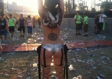 Raver Girl Nude Ass