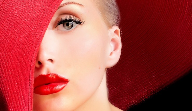 Red Lips And Hat Blonde Beautiful