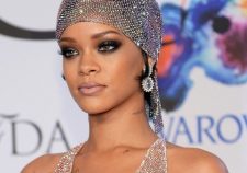 Rhiana Naked
