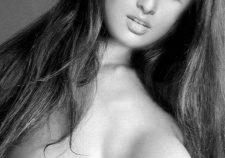Riya Sen Topless