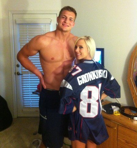 Rob Gronkowski Bibi