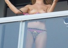 Rosie Huntington Whiteley Strips Nude