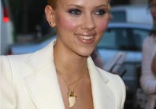 Scarlett Johansson Boobs