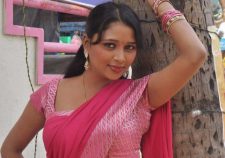 Sexy Actress Hot Navel In Saree