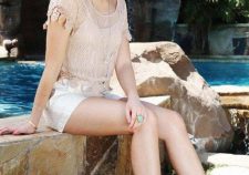 Sexy Sara Paxton Legs