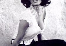 Sophia Loren Guess Model