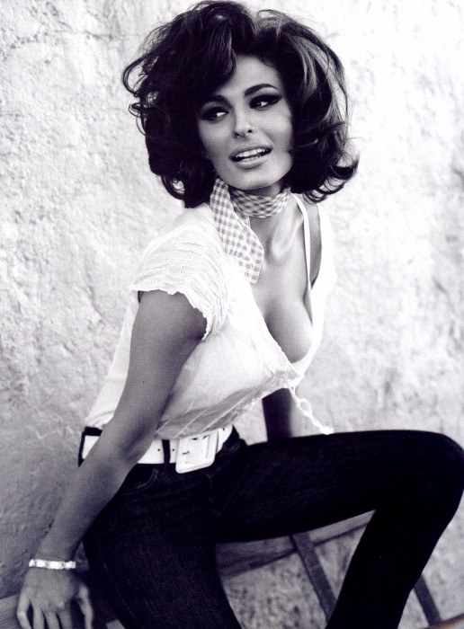 Sophia Loren Guess Model