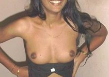 Sri Lankan Hot Girls Boobs